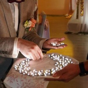 Wunderschöne Teelicht-LEDs für Adventskranz mit umlaufendem Goldrand / 5er Set