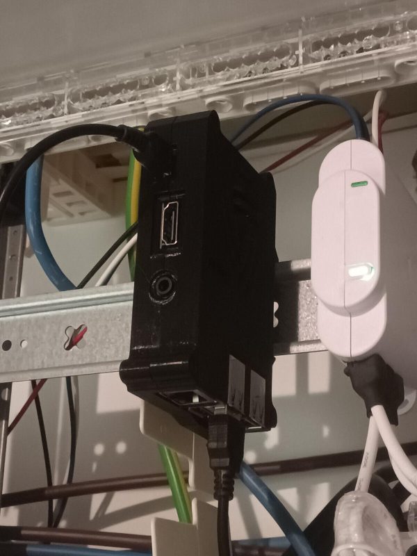 Raspberry Pi 4 3 2 B+ Hutschienengehäuse 35mm DIN Schiene Rail Halter – Bild 12